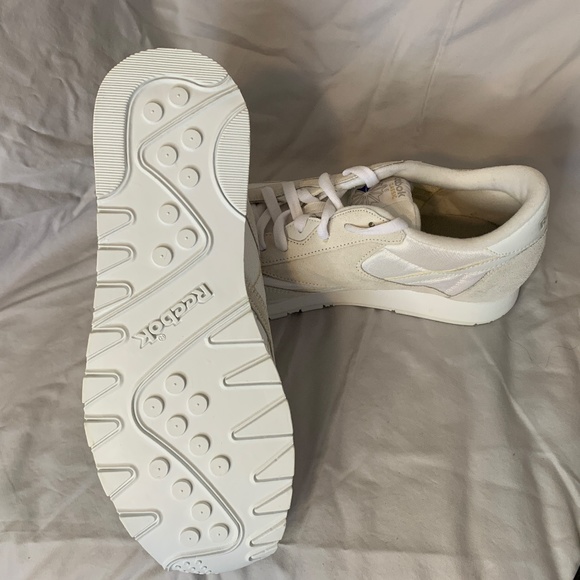 NWT Reebok classic suede/nylon sneakers, sz. 11.5 - Picture 13 of 16